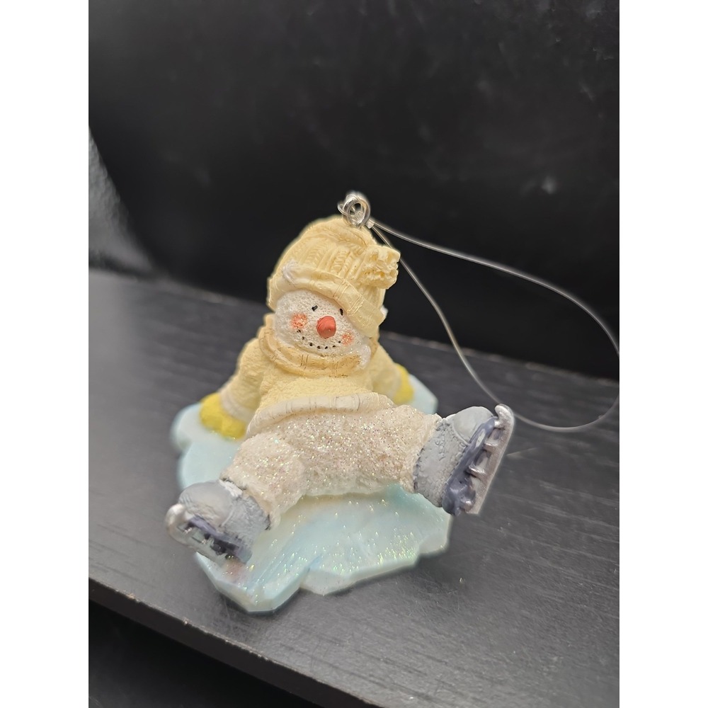 Russ Berrie & Co.Collection: Ice SculpturesTitle: "Frost Smitten" (Item #21367)